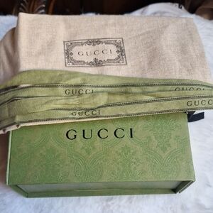 Gucci Green Box with Beige Dust Bag